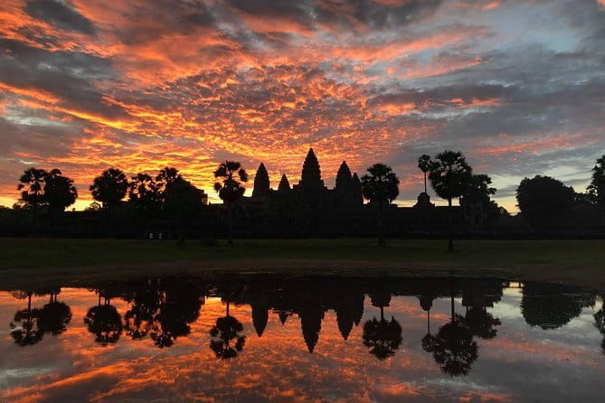 Angkor Wat & Banteay Srei 1-Day Tour - Key Highlights You’ll Notice Right Away