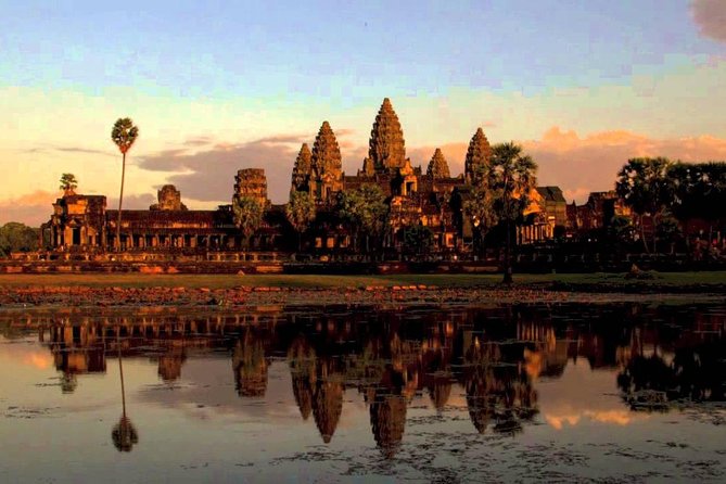 Angkor Wat Day Tours And Sunset - Angkor Wat: what makes it worth a full block of time