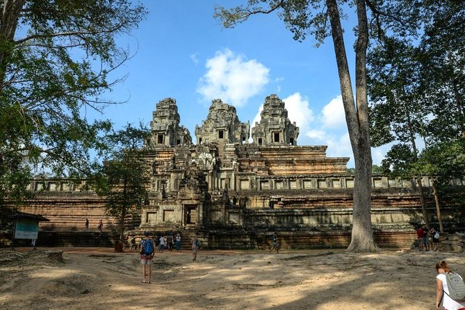 Angkor Wat Day Tours And Sunset - Logistics that can make or break your day