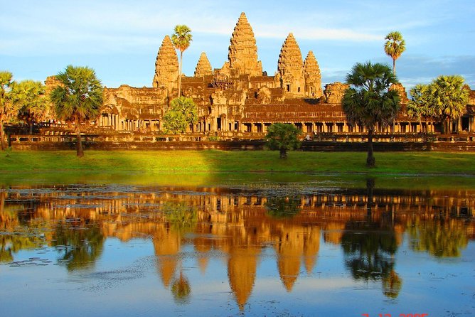 Angkor Wat Full-day Private tour - Your day at a glance, from pickup to late afternoon return