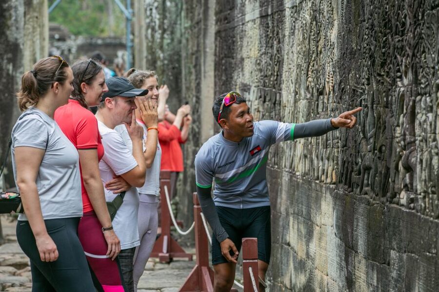 Angkor Wat: Guided Sunrise Bike Tour w/ Breakfast and Lunch - Bikes, clothing rules, and how to match the day to your body