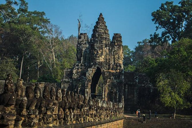 Angkor Wat highlight Tour From Sunrise -Small Group - Price and Value: The $18 Morning Plus the Temple Pass Reality