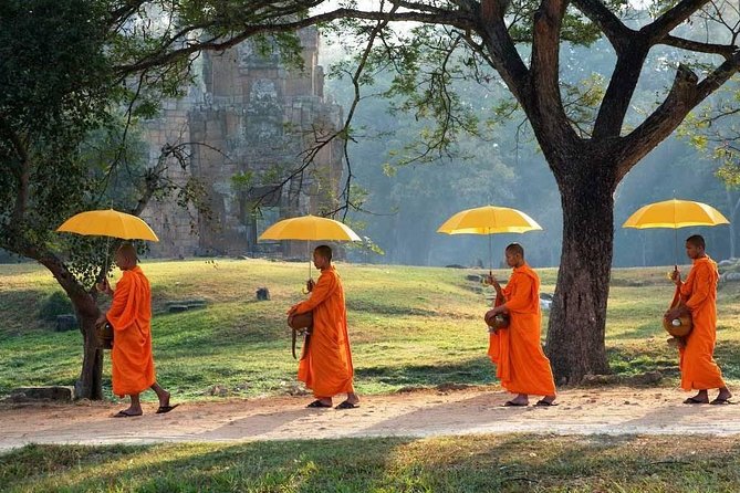 Angkor Wat plus Balloon Ride with Khmer Lunch - Logistics That Matter: Walking, Dress Code, and Getting Ready