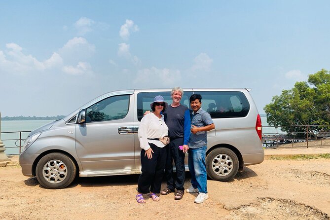 Angkor Wat Private One Day tour including sunrise & Banteay Srey - Angkor Wat first: what you should plan to notice