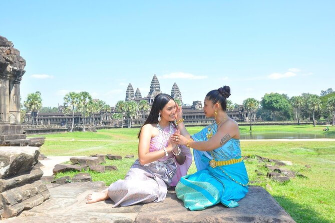 Angkor Wat Shared Tours from Siem Reap Angkor Airport (SAI) - Small-group comfort: up to 8 travelers and how guides affect the experience