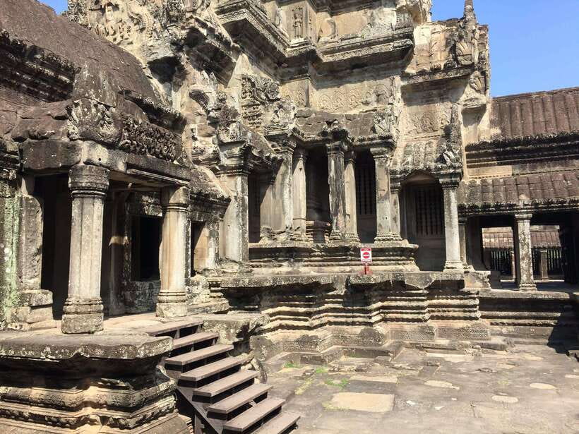 Angkor Wat, Small Circuit Private Tour with Banteay Srei - Getting the Most Out of This Day: What to Pack and How to Pace Yourself