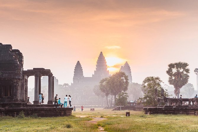 Angkor Wat Small-Group Sunrise Tour from Siem Reap - Ta Prohm: where ruins feel like they’re still arguing with time