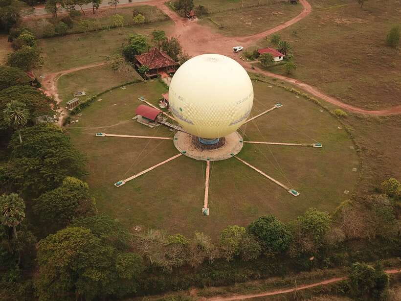 Angkor Wat: Small-Group Tour with Balloon Ride and Lunch - The tethered balloon ride: a 200-meter view when weather allows