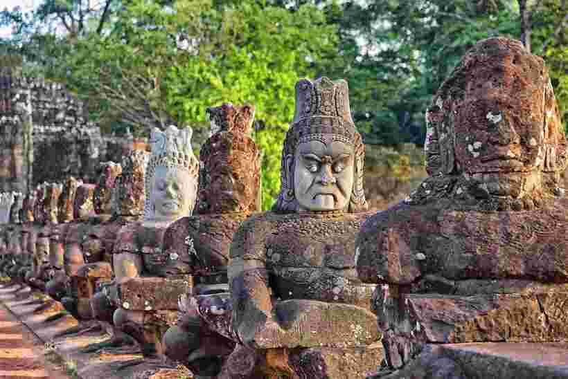 Angkor Wat: Small-Group Tour with Balloon Ride and Lunch - Should you book this Angkor Wat balloon-and-temples tour?