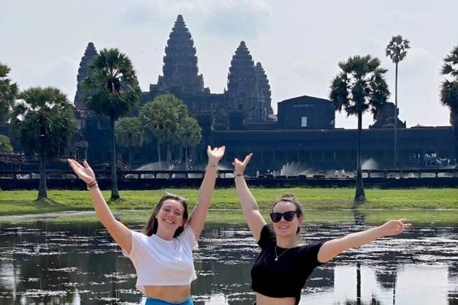 Angkor Wat Sunrise & 3 Main Temples with Breakfast – Small Group - Who should book this sunrise and three-temple mix