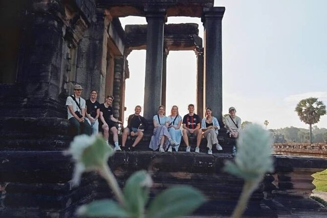 Angkor Wat Sunrise & 3 Main Temples with Breakfast – Small Group - Small-group comfort: transport, pacing, and what it means for your day