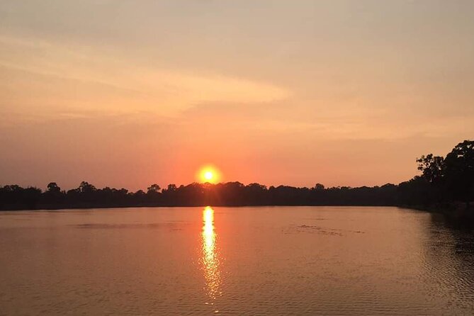 Angkor Wat Sunrise and Tonle Sap Cruise Sunset Tour - FAQ