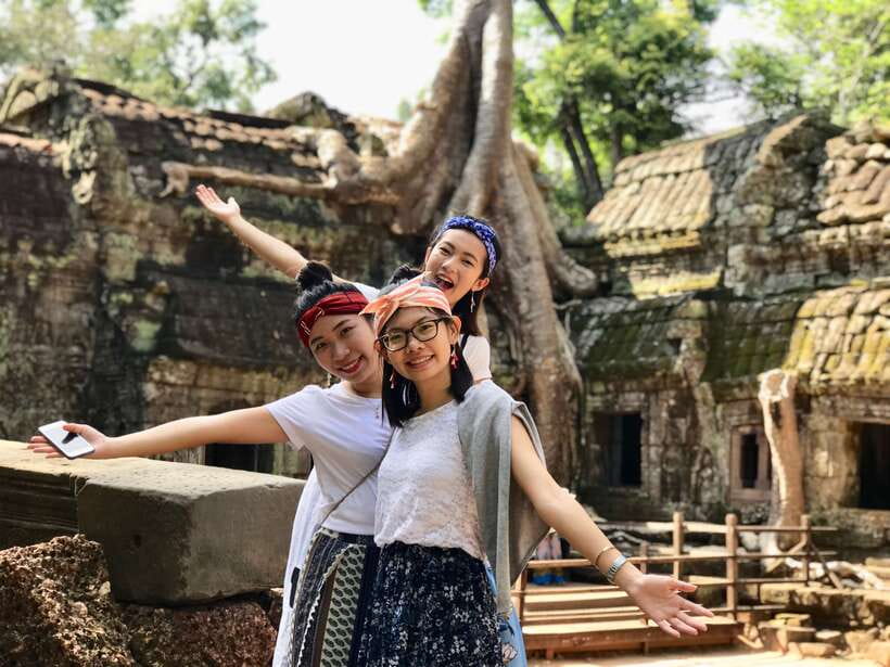 Angkor Wat Sunrise, Banteay Srei, Bayon & Ta Prohm Temple - Banteay Srei Pink Limestone Carvings You Can Actually See