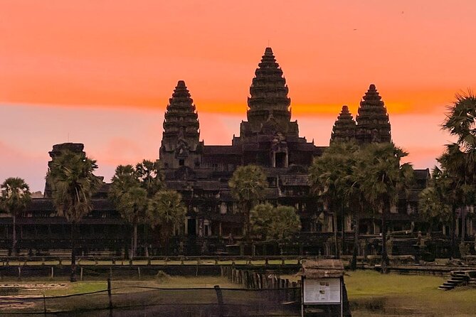 Angkor Wat Sunrise Experience – Ultimate 1-Day Guided Temple Tour - Tour Size, Pace, and the Comfort Stuff That Saves the Day