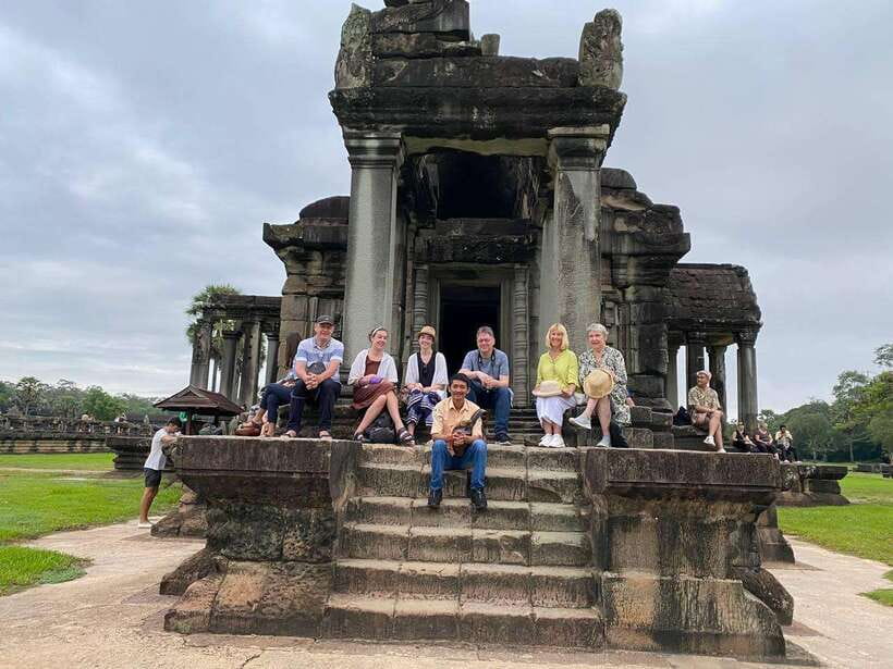 Angkor Wat Sunrise Shared Tours: Bayon-Ta Prohm-Banteay Srei - Banteay Srei: pink carvings, lunch time, and an easier tempo