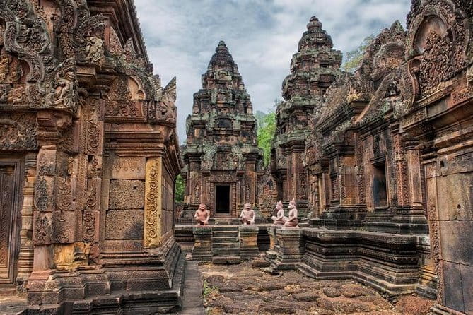 Angkor Wat Sunrise Small-Group 1-Day Tour from Siem Reap - Transportation and group size: why max 6 actually matters