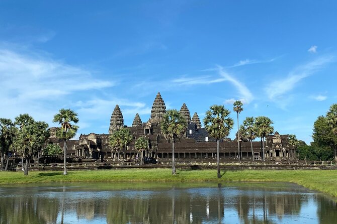 Angkor Wat Sunrise Tour & Archaeological Park Exploration - Bayon Temple and Why King Jayavarman VII Still Gets Mentioned