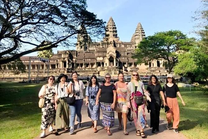 Angkor Wat Sunset Small Group Tour with Lunch Included - Getting to Angkor Wat without turning it into a marathon