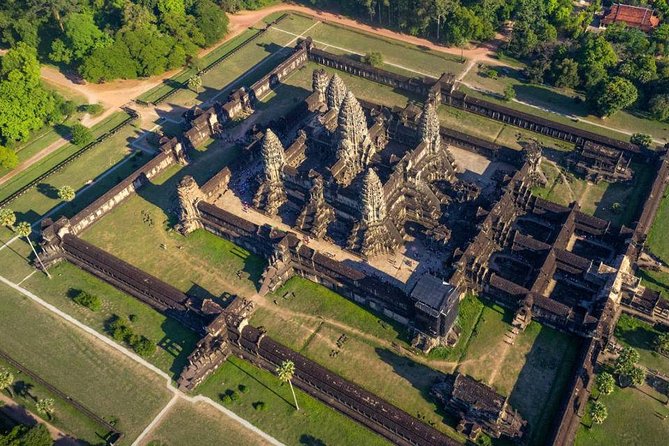 Angkor Wat Sunset Tour - Phnom Bakheng at sunset: the ending viewpoint you actually remember