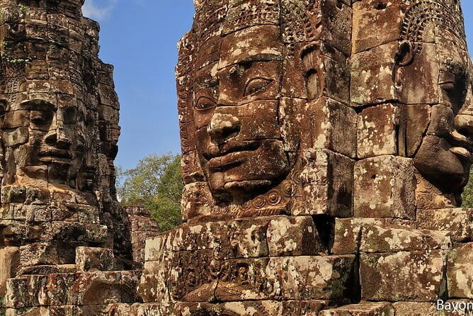 Angkor Wat Tour Deutsch | Private Führung - Ta Prohm: tree roots, dramatic ruins, and the right mindset