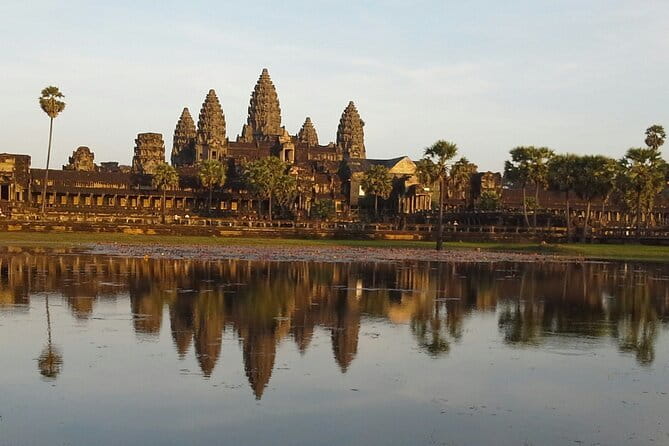 Angkor Wat Tour with Sun Rise Small Group Day Tour - Key highlights if you want the best parts fast