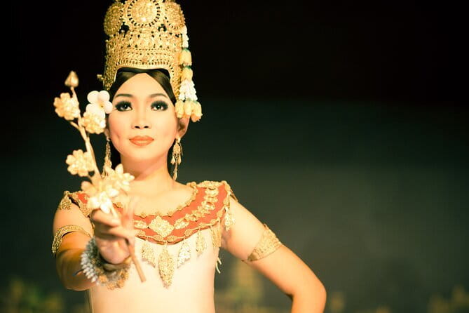Apsara Dance Performance Including Buffet Dinner and Hotel Pickup - Should you book this Apsara dinner-and-show in Siem Reap?
