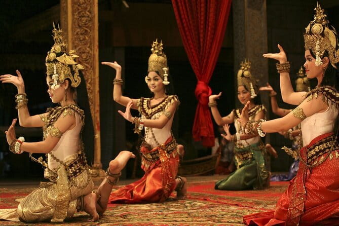 Apsara Dance Performance Including Buffet Dinner and Hotel Pickup - The buffet dinner: Khmer comfort food with real variety