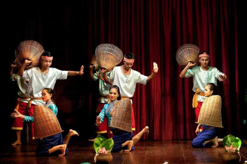 Apsara Performance include Dinner & hotel pick up - Dinner at the theatre, an international buffet that keeps things flexible