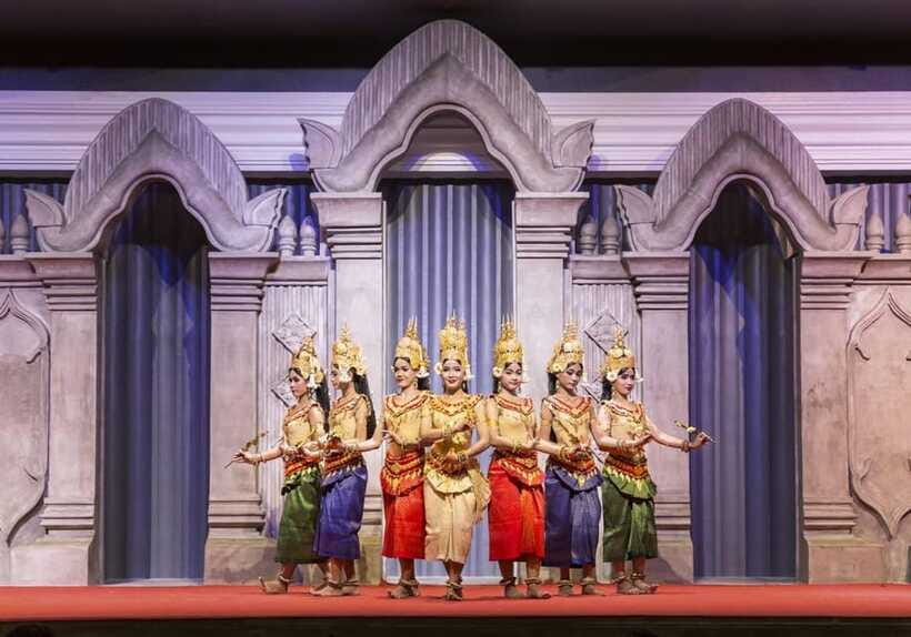 Apsara Traditional Dances & Local Buffet with Tuk-Tuk Ride - What I’d Pair It With During Your Stay