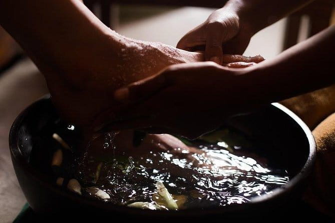 Aromatherapy Apsara Indulgence Massage in Siem Reap - How Four Hands Changes the Feel (and Why It Often Wins)