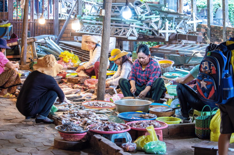 Authentic Siem Reap: Tuk Tuk Countryside and Sunset Tour - Lotus Farm workshop, lotus silk, tea, and 360-degree calm