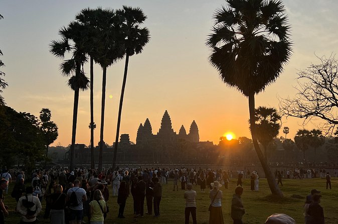 Bangkok to Angkor Wat 2 Days 1 Night tour by flight - Lodging and meals: one night in Siem Reap, no mystery costs
