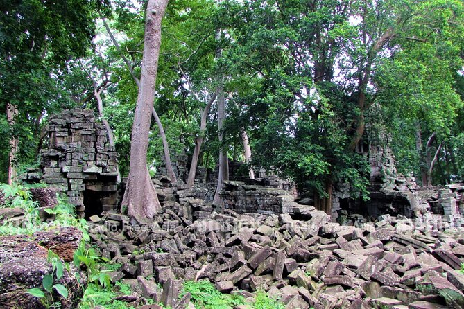 Banteay Chhmar Temple & Silk Farm Private Day Trip from Siem Reap - Getting There Smart: Pickup, Drive Time, and What to Pack