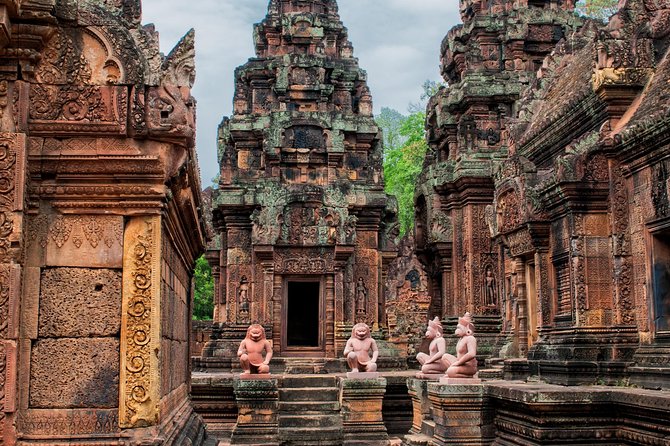 Banteay Srei and Big Tour from Siem Reap Small-Group - Preah Khan: A Labyrinth of Pavilions and Jayavarman VII