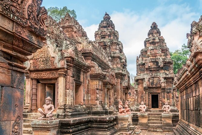 Banteay Srei and Grand Circuit Heritage Tour from Siem Reap - Starting at 8:00am, Then Pre Rup’s Hindu Temple Views