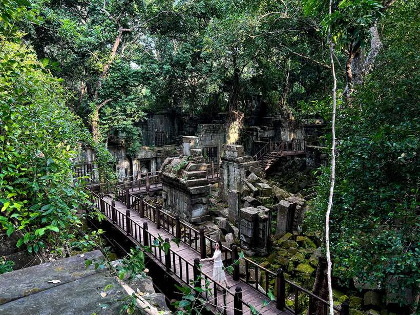 Banteay Srei, Beng Mealea and Kulen Mountain with Picnic - Beng Mealea: the ruined temple that nature keeps rewriting