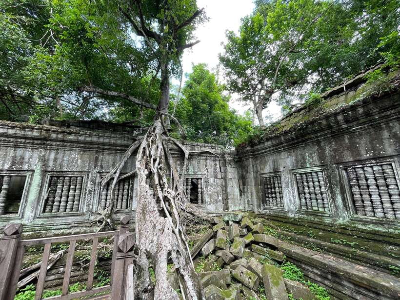 Banteay Srei, Kulen Waterfall & Beng Mealea Exploration - Phnom Kulen National Park: Preah Ang Thom and the sacred reclining Buddha