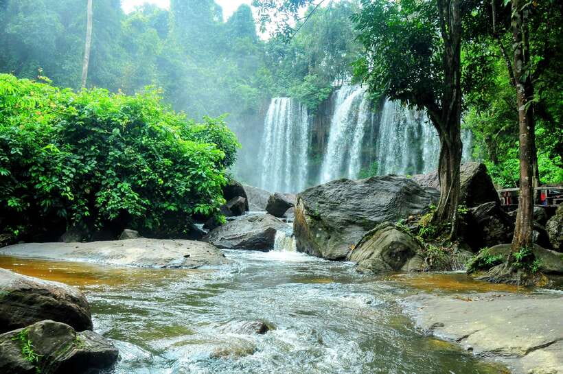 Banteay Srei, Kulen Waterfall & Beng Mealea Small-Group Tour - Temples plus real nature in 10 hours