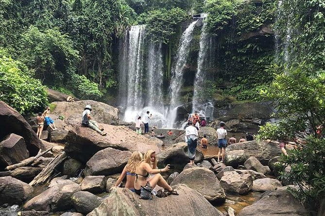 Banteay Srei Temple and Kompong Phluk Village Private Tour - Price and value: $65 tour price plus the fees that matter