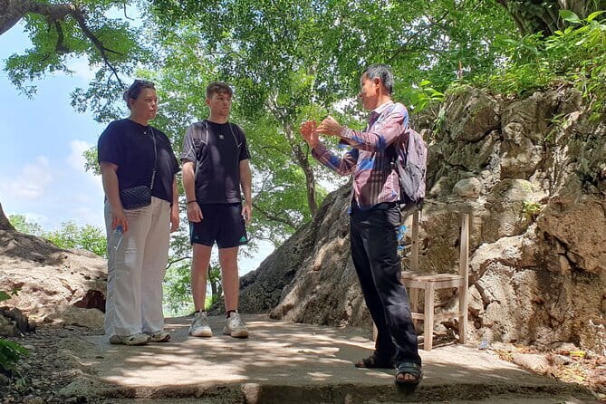 Battambang City and Country side Full day Tour - Battambang Bat Caves: a real-world spectacle that lasts about 30 to 40 minutes