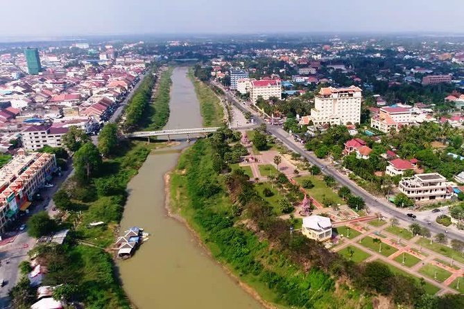 Battambang Day Trip from Siem Reap-Bamboo Train, Bats Cave - Ek Phnom ruins: short stop, Bayon-era atmosphere