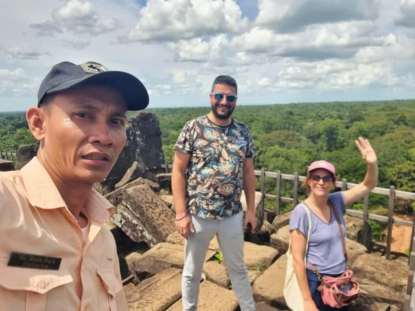 Beng Mealea, Koh Ker & Floating village Day Tour - Koh Ker and Prasat Thom: Climb the Pyramid, Then Catch Your Breath