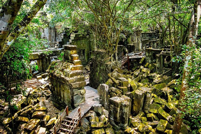 Beng Mealea Temple Private Day Tour - Siem Reap to Beng Mealea: 8:00 am timing and the 70 km drive