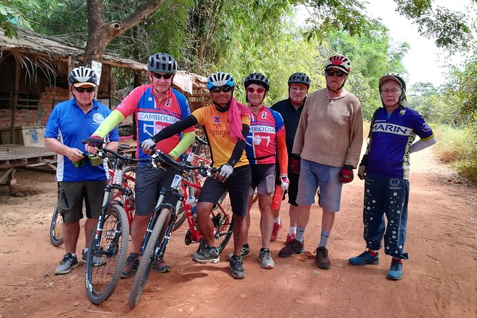 Biking Explore Banteay Srei & Kbal Spean - Preah Dak Village engagement, 15 minutes that pay off