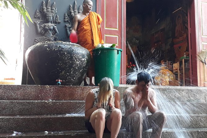 Buddhist Water Blessing and Real Life Experience with Local - Wat Po Banteaychey Water Blessing: Plan to Get Wet