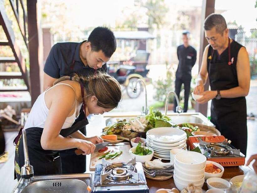 Cambodian Cooking Class - Tuk-tuk pickup and the 30-minute wait you should plan for
