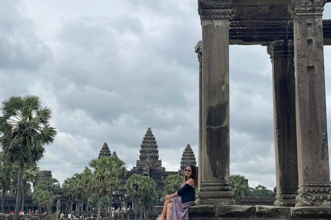 Classic Angkor Wat Sunrise Full Day Private Guide Tour - Bayon Temple: the smiling faces, carvings, and morning light