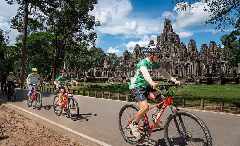 Cycle Angkor Backroad Bike Tour / E-Bike or Tuk Tuk - Meeting up in Krong Siem Reap and how the 8-hour rhythm plays out