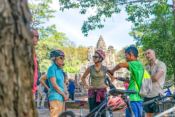 Cycle the Angkor Backroads with lunch / E-Bike or Tuk Tuk - Your 7-hour flow, from bike fitting to Angkor Wat