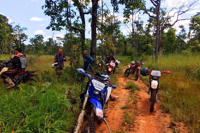 DB Siem Reap Half Day Dirt Bike Tour School - Small group energy, plus tailored riding